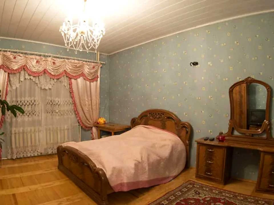 Будинок. Дніпро, Всесвіту вул.