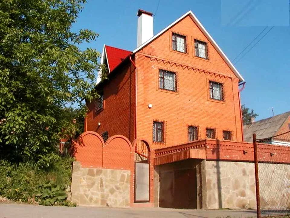 Будинок. Дніпро, Всесвіту вул.