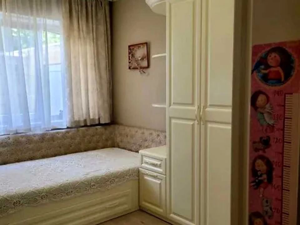 Будинок. Дніпро, Педагогічна вул.
