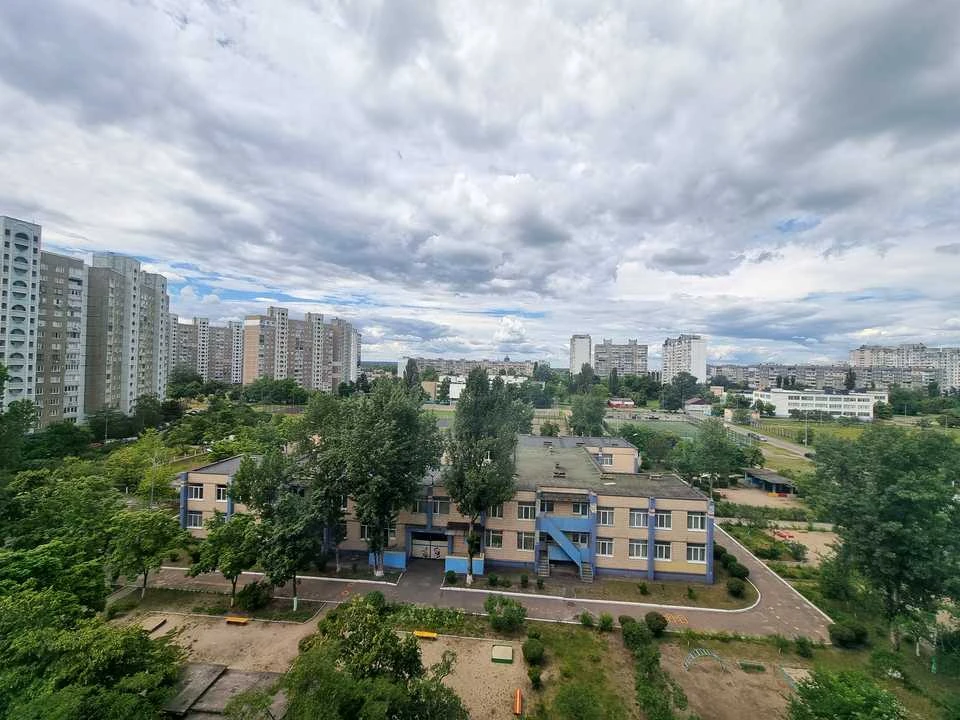 Квартира. Киев, Червоной Калины просп. (Владимира Маяковск