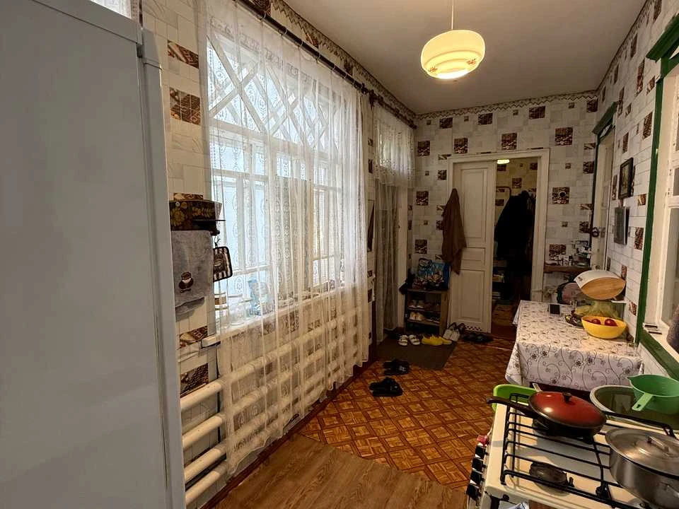 Будинок. Дніпро, Володимира Сосюри