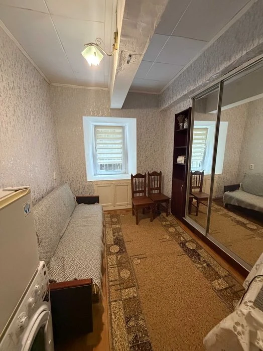 Срочная продажа 1 ком квартиры в Центре. Ремонт.