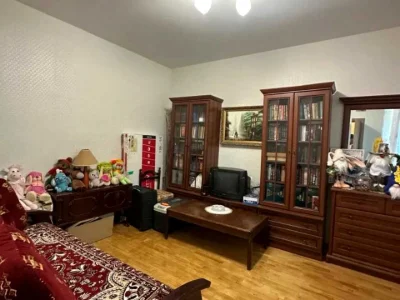 Будинок. Дніпро, Хортицька вул. (Боженка)