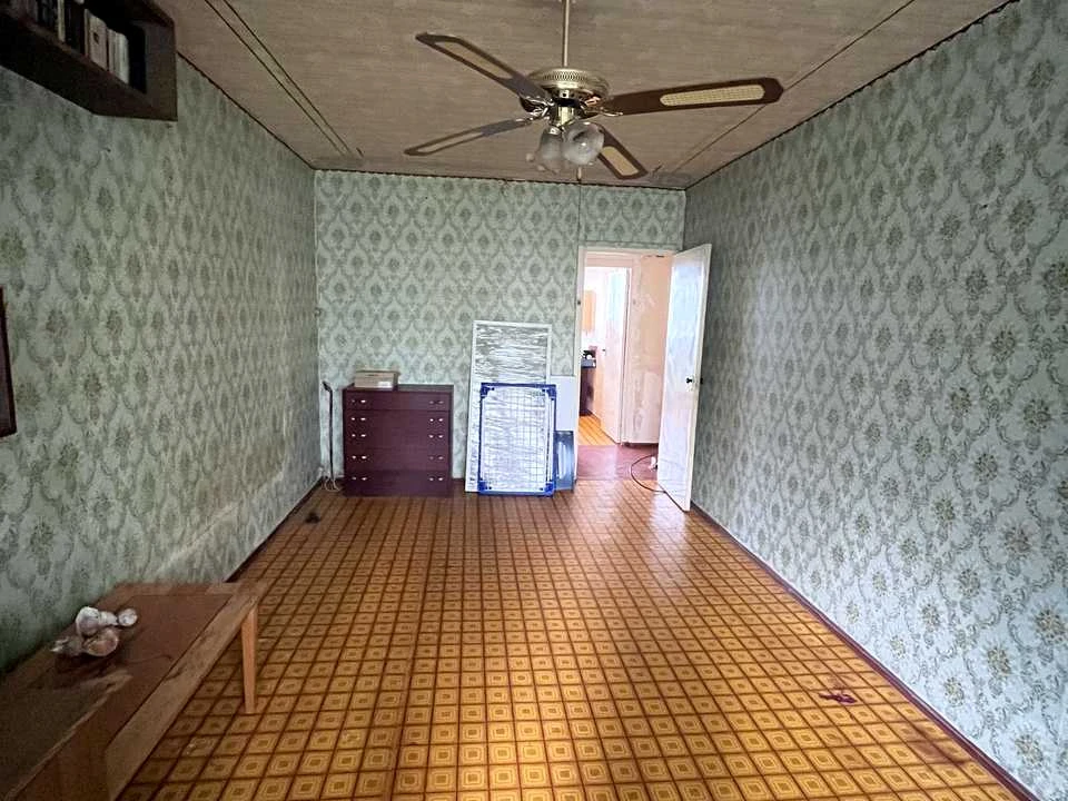 Apartment. Kharkiv, Peremohy Avenue.