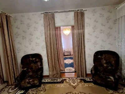 Будинок. Дніпро, Лавандова вул. (Петра Сиротиніна)