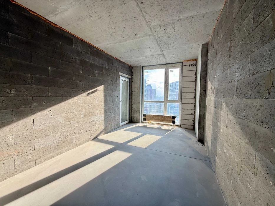 Spacious two-room apartment for sale in the Varshavsky residential complex + No.