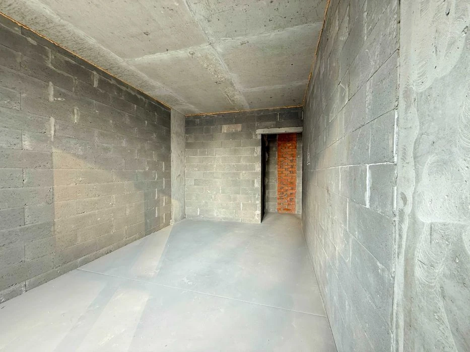 Spacious two-room apartment for sale in the Varshavsky residential complex + No.