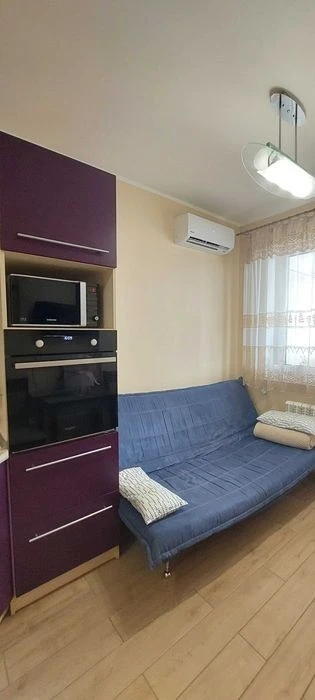 Продаж 1-к квартири 43 м². ЖК "Міністерський", вул. Ю. Кондр