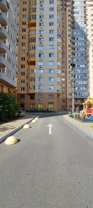 Продаж 1-к квартири 43 м². ЖК "Міністерський", вул. Ю. Кондр