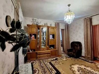 Будинок. Дніпро, Лавандова вул. (Петра Сиротиніна)