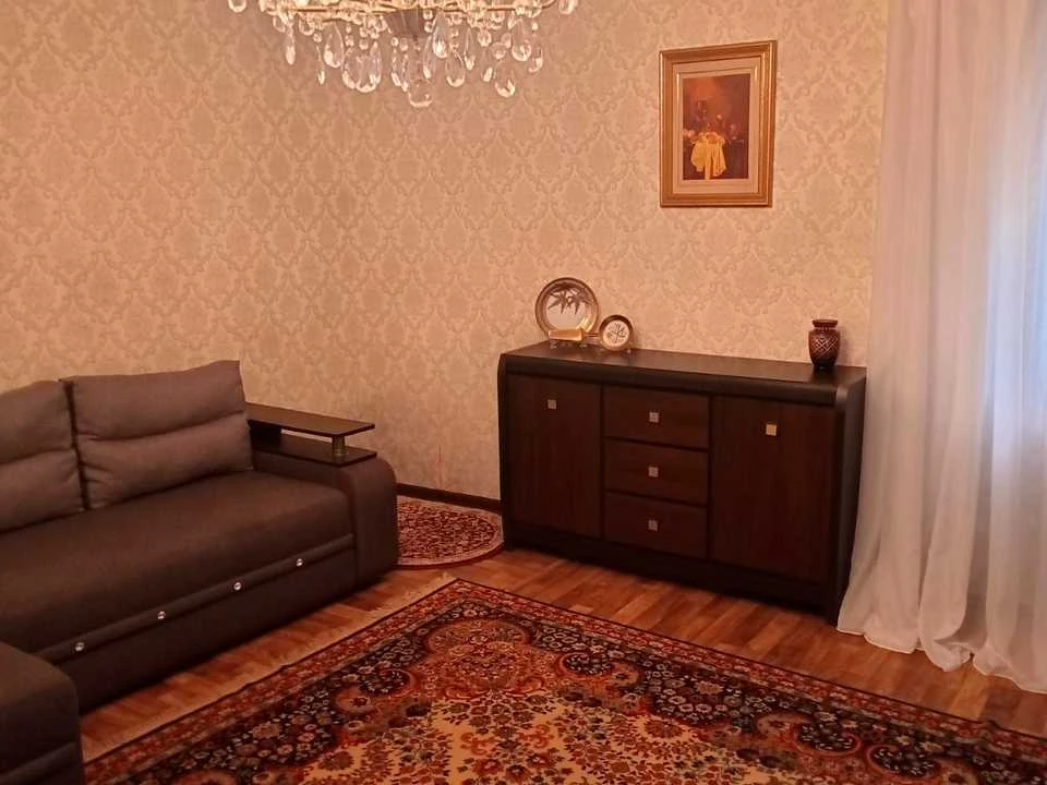 Будинок. Дніпро, Філософська вул.