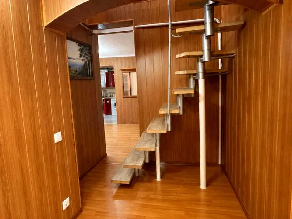 Будинок. Дніпро, Роздільна вул.