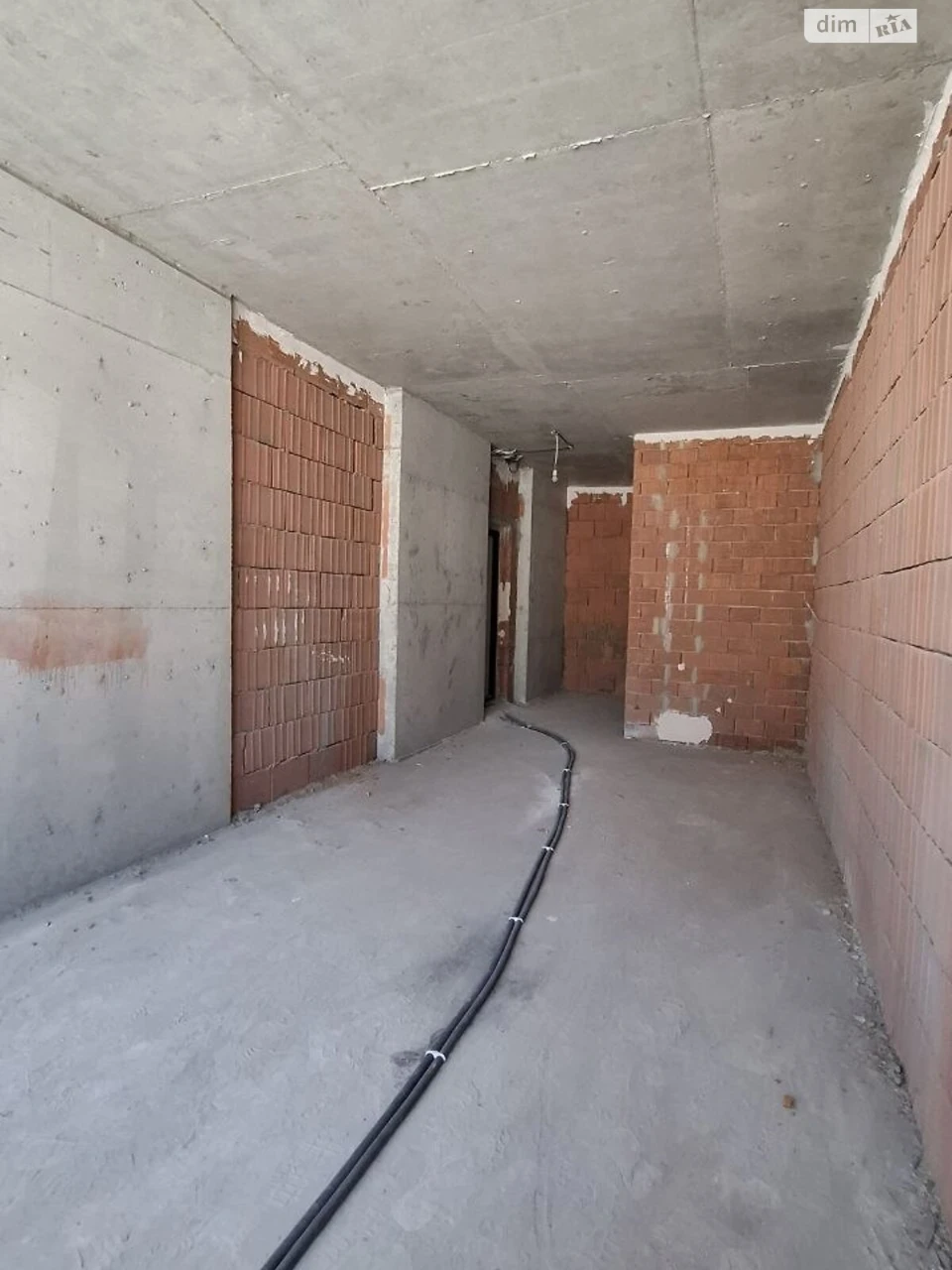 For Sale Apartment Center