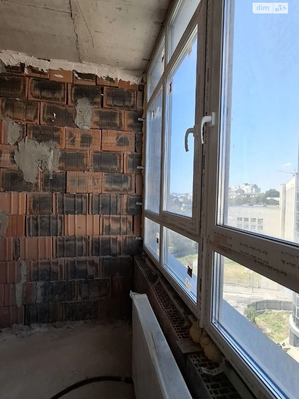 For Sale Apartment Center