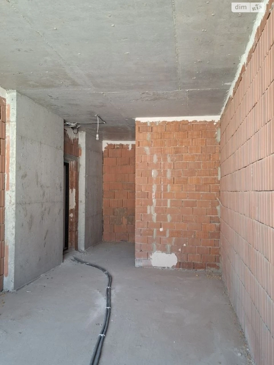 For Sale Apartment Center