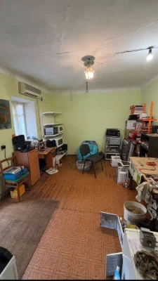 Продаж частини будинку на вул. Бригадна, 5