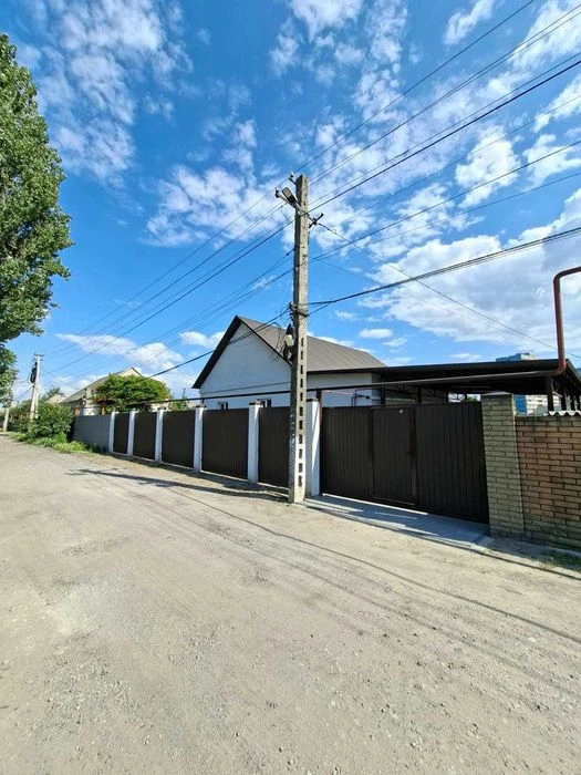 Продам будинок з новим ремонтом 80м+10сот біля Фрунзенського