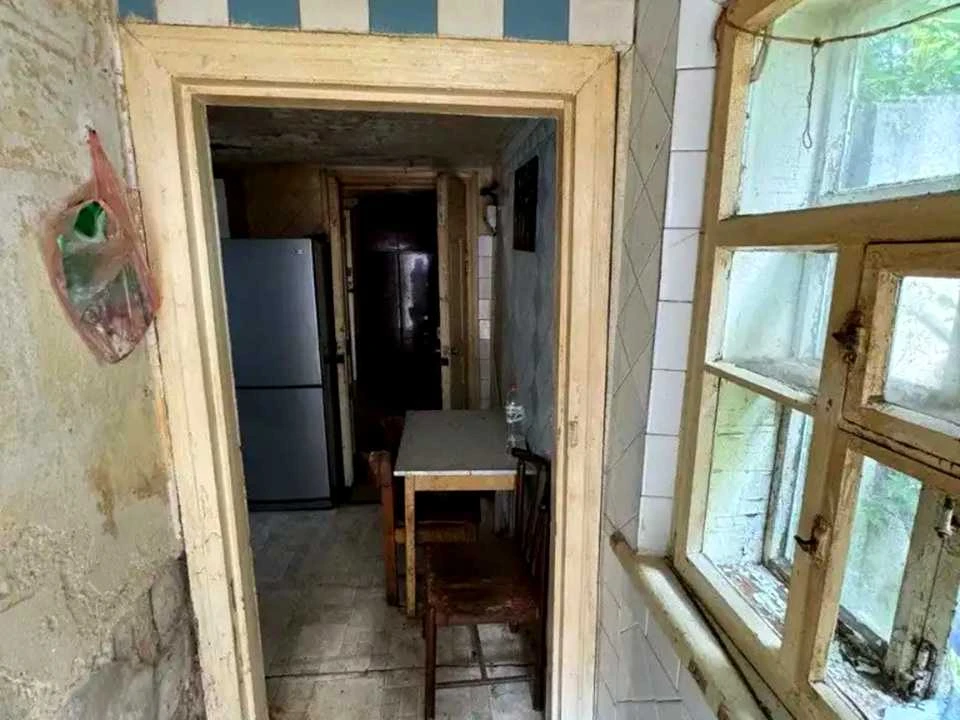 Будинок. Дніпро, Демократична