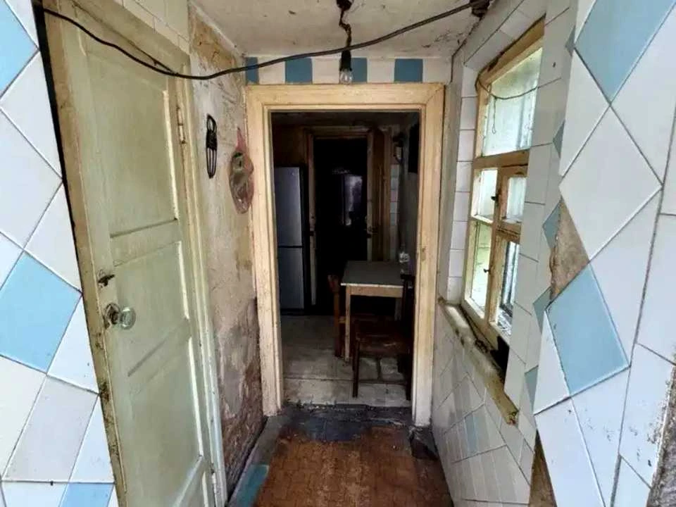 Будинок. Дніпро, Демократична