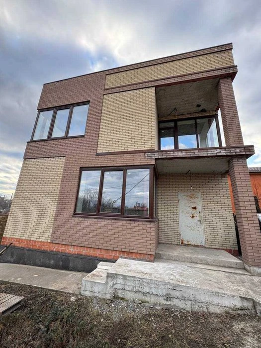 Продам будинок на вул. Федора Панка, буд. 62