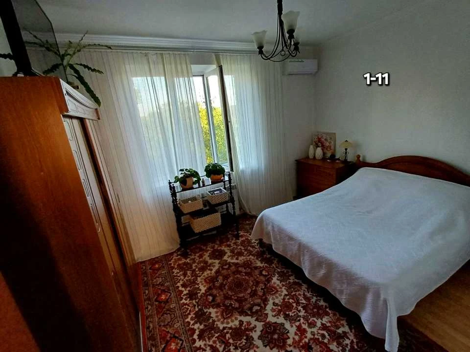 Будинок. Дніпро, Червоної Калини вул. (Ашхабадська)
