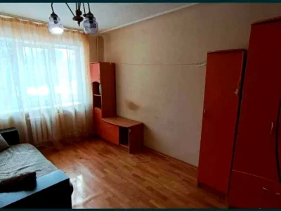 Apartment. Kharkiv, Vartovykh Neba St. (Tobolskaya)