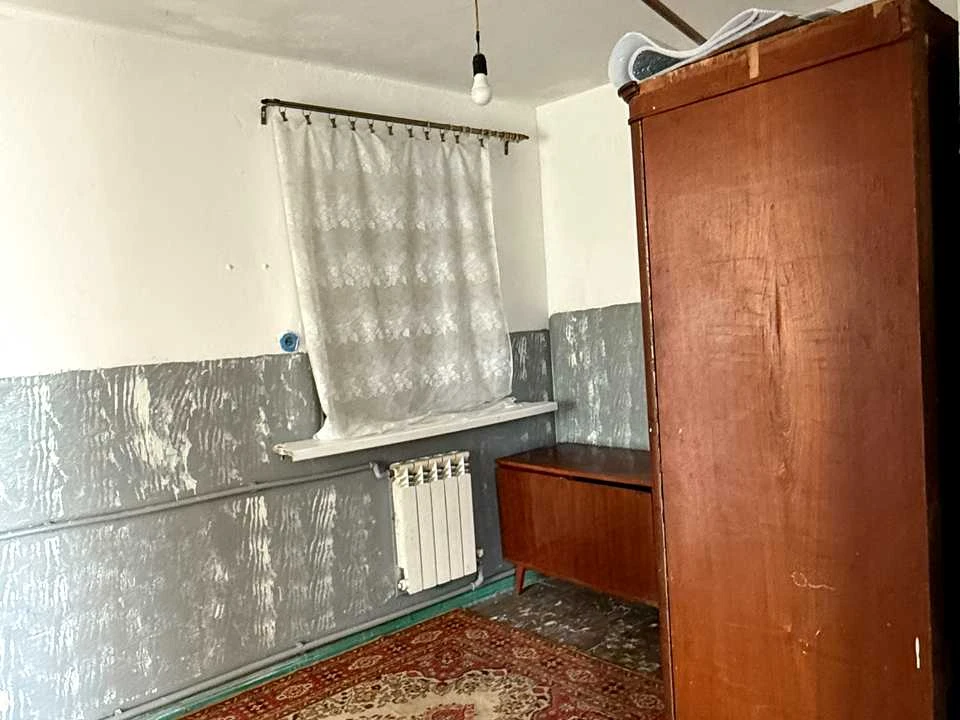 Будинок. Дніпро, Бережна вул.