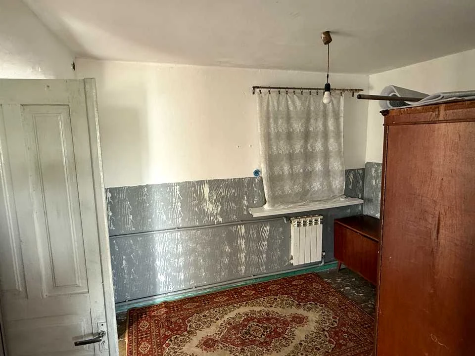 Будинок. Дніпро, Бережна вул.