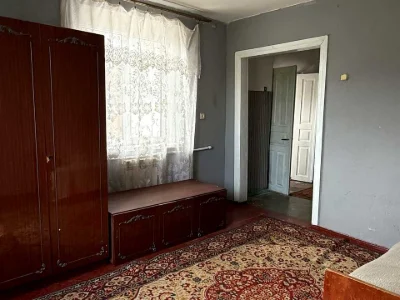 Будинок. Дніпро, Бережна вул.