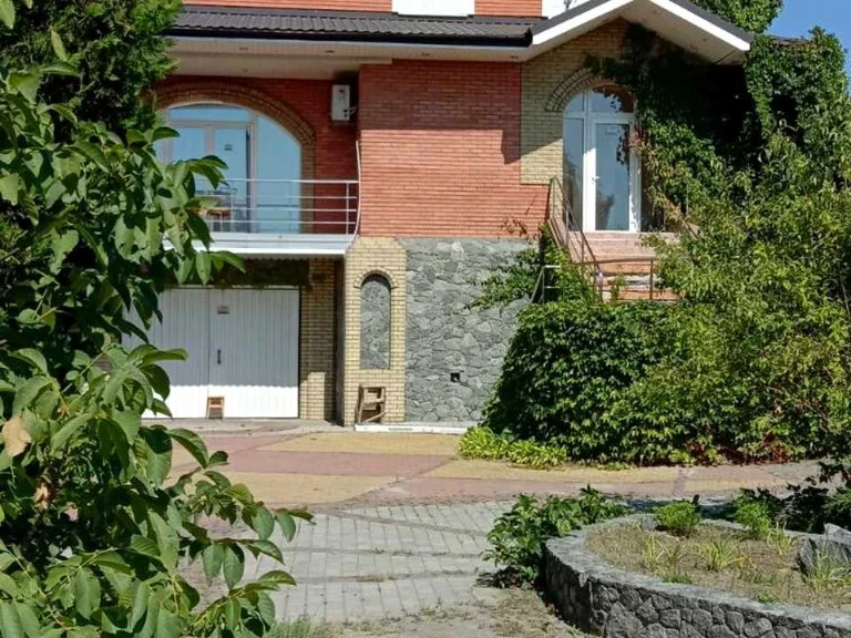 Будинок. Дніпро, Бєлградська вул.