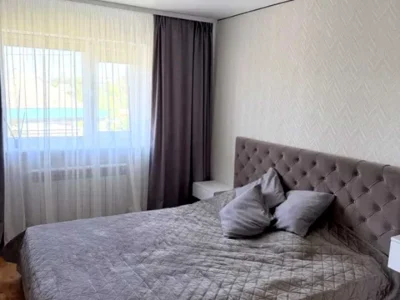 Будинок. Дніпро, Новоставкова вул.