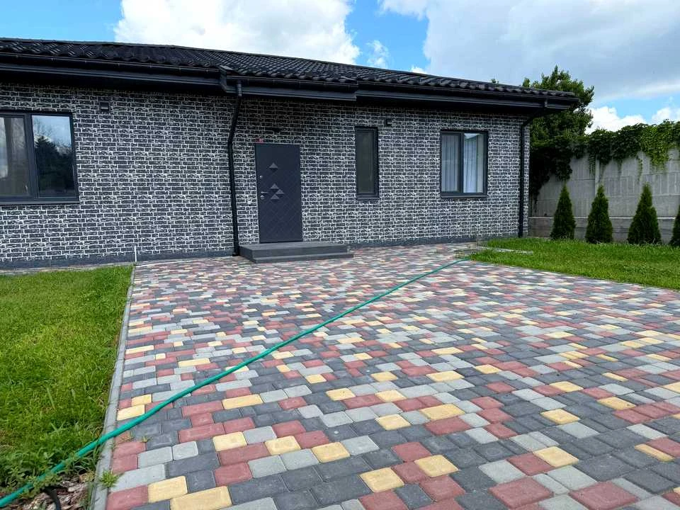 Будинок. Дніпро, Верховинська вул.