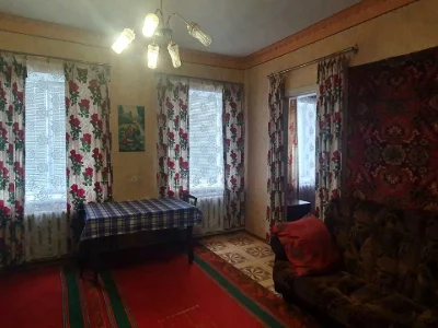 Будинок. Дніпро, Максима Рыльского