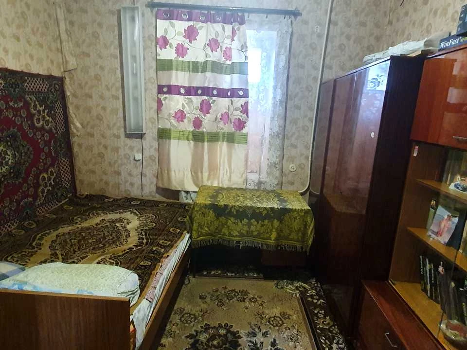 Будинок. Дніпро, Максима Рыльского