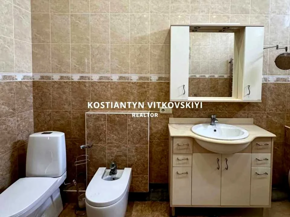 Будинок. Дніпро, Араратська вул.