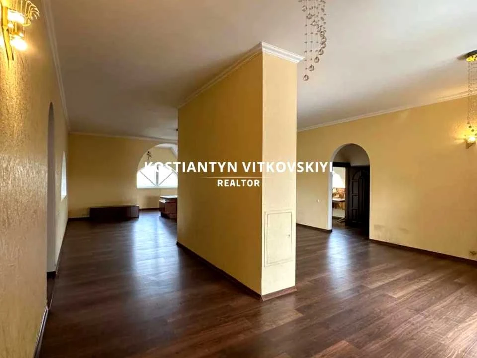 Будинок. Дніпро, Араратська вул.