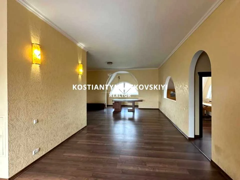 Будинок. Дніпро, Араратська вул.