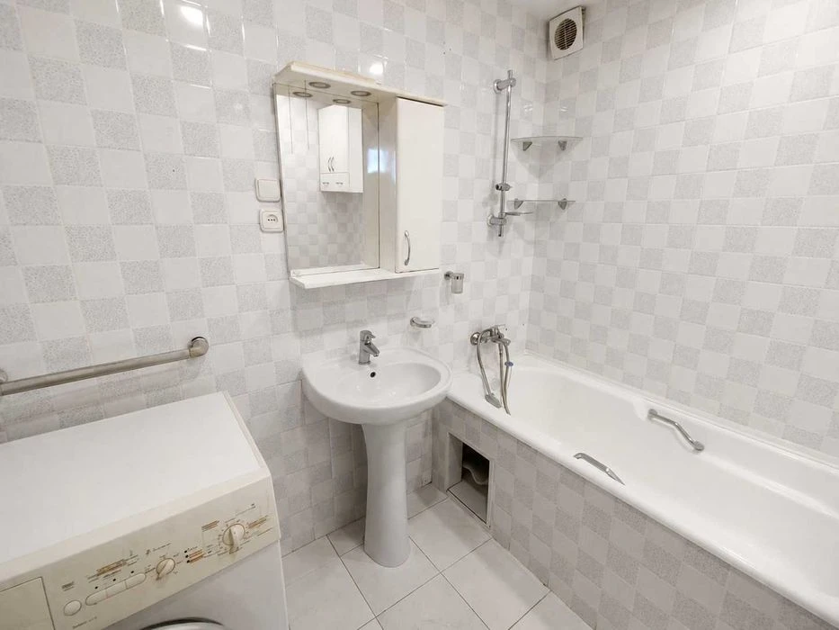 Продаж 3 кімнатної квартири Поділ 80м2 №5338