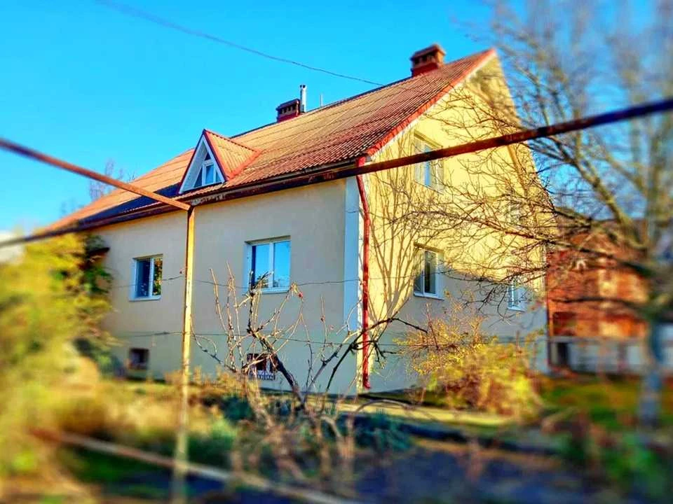 Будинок. Дніпро, Незламна вул. (Петрозаводська)