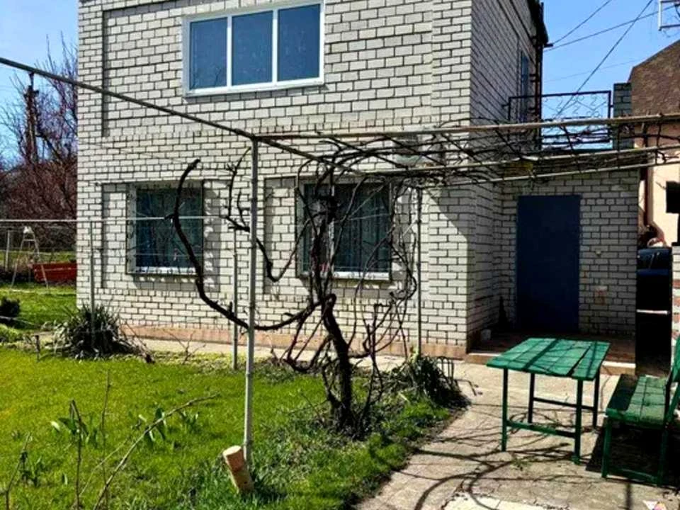 Будинок. Дніпро, Горіхова вул.