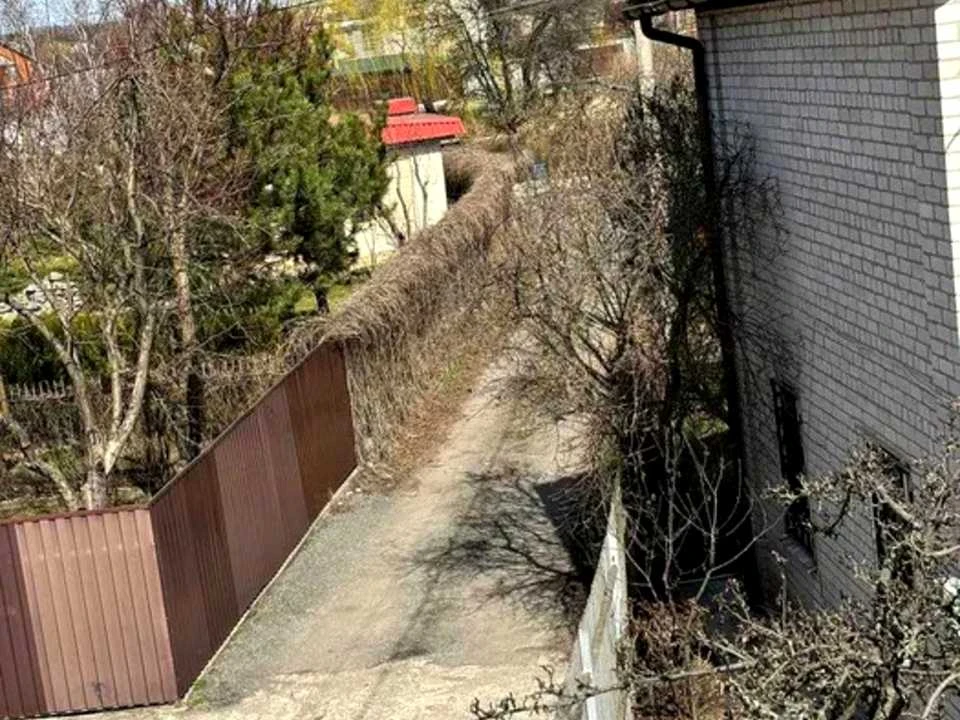 Будинок. Дніпро, Горіхова вул.