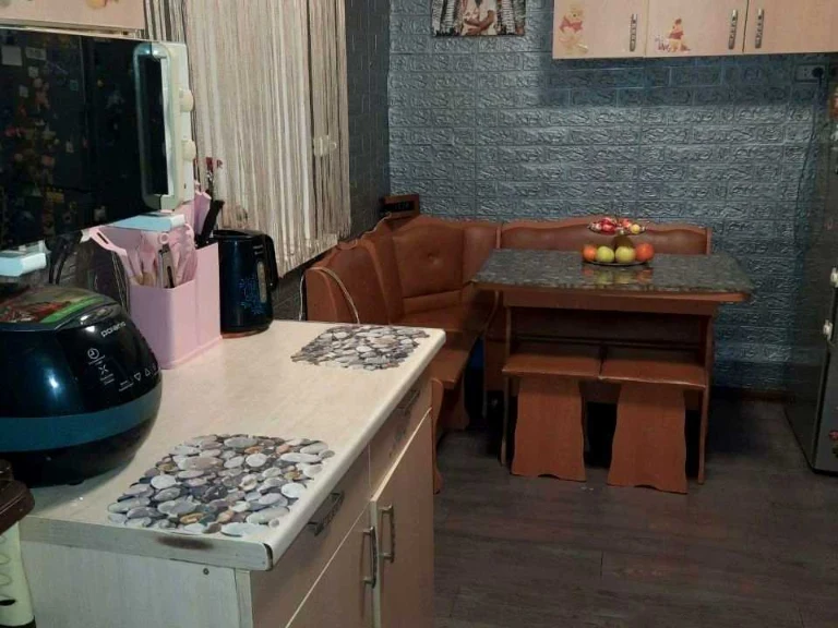 Будинок. Дніпро, Шкільна вул.