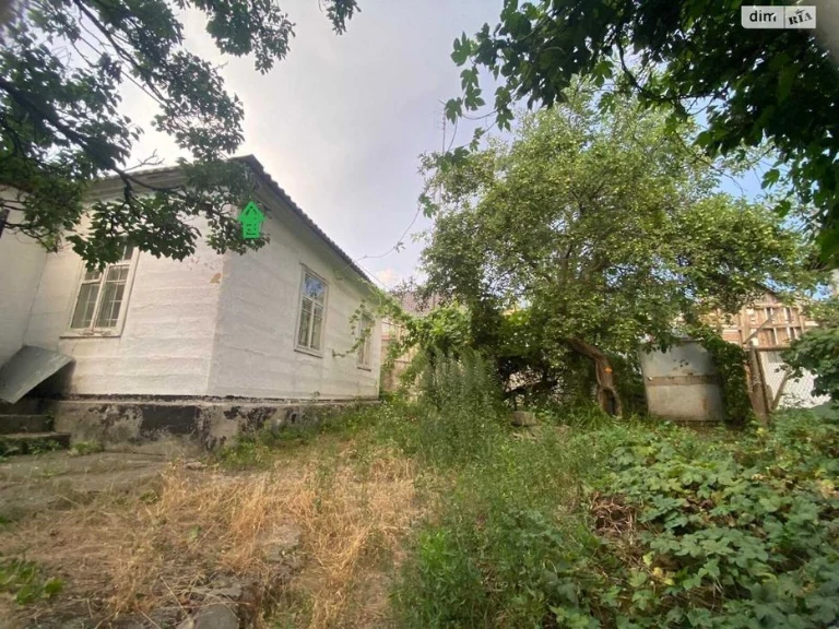 Продам Дом в городе с участком 5,5 соток(торг)