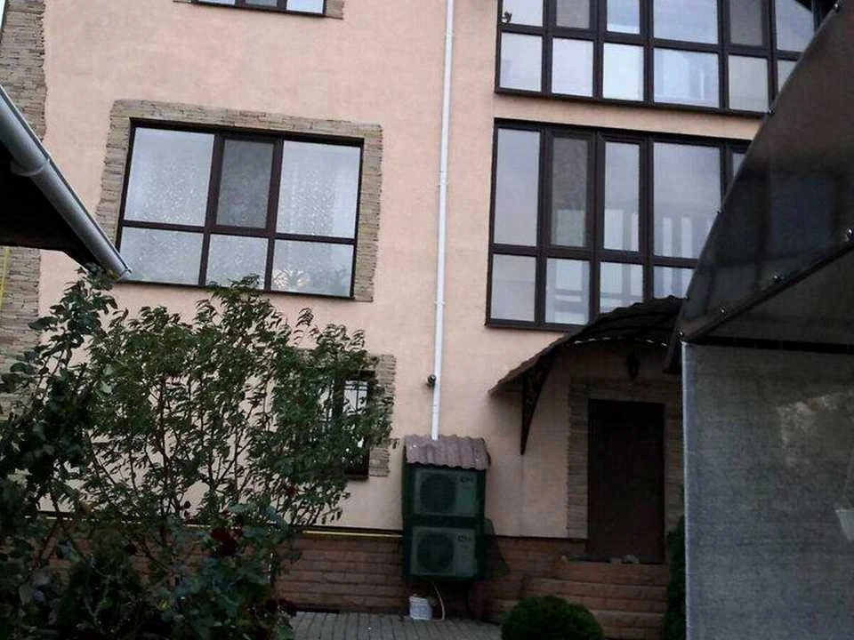 Будинок. Дніпро, Броньова вул.