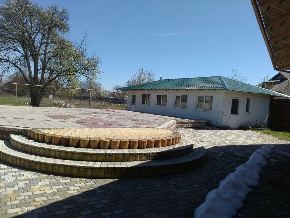 Обмін!Продаж!Комплекс на 700 м2, кухня з підвалом та  баня+с