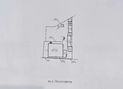 Продам участок с домом в Центре, р-н Сечевых Стрельцов