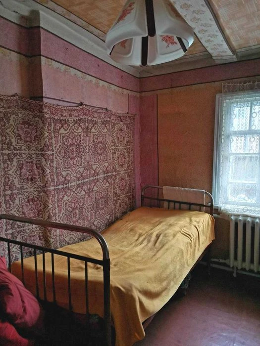Продам участок с домом в Центре, р-н Сечевых Стрельцов