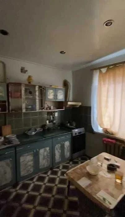 Продам 2 дома на участке, Мирный, ул. В. Сидуры (Ткаченко)