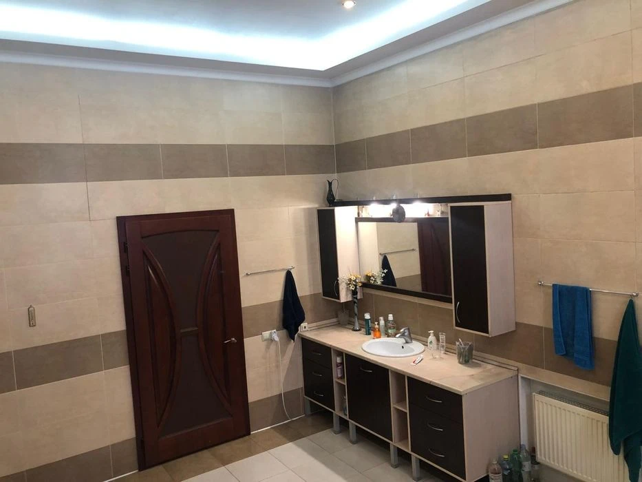 Продам дом, р-н. пр. Науки,  280 м² с «Умным домом» и полной
