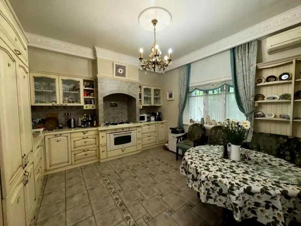 Будинок. Дніпро, Євгена Вирового вул. (Кочкіна)